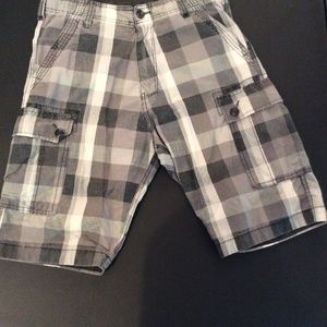 Magellan Boys Cargo Shorts Sz 18